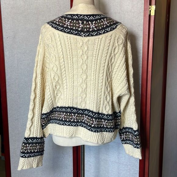 Zara Cozy Cream Chunky Cable Knit Oversized Semi-Cropped Sweater (Size: Medium) - Picture 11 of 15